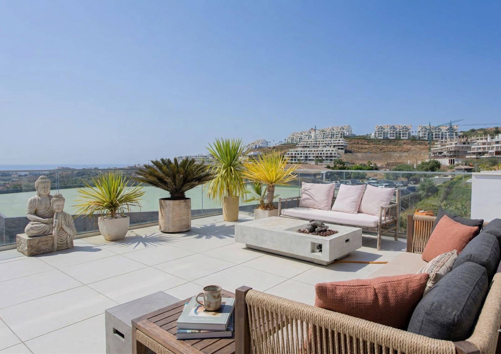 2 sypialnia Penthouse na sprzedaż w La Cala de Mijas z basenem garażem - 795 000 € (Ref: 9777991)