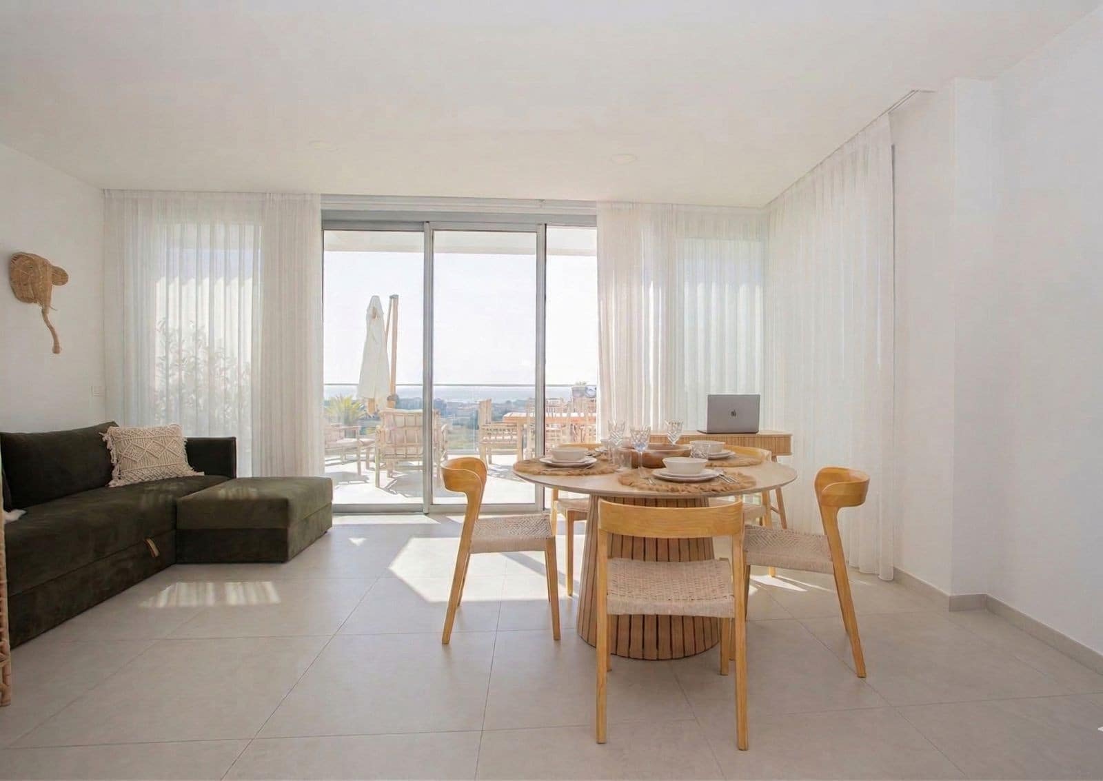 2 sypialnia Penthouse na sprzedaż w La Cala de Mijas z basenem garażem - 795 000 € (Ref: 9777991)