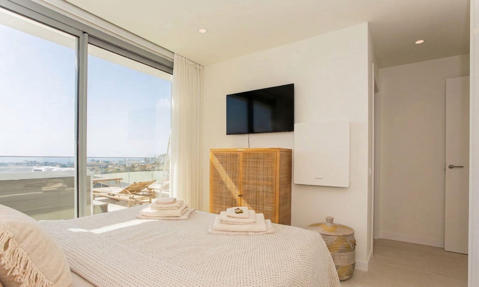 2 sypialnia Penthouse na sprzedaż w La Cala de Mijas z basenem garażem - 795 000 € (Ref: 9777991)