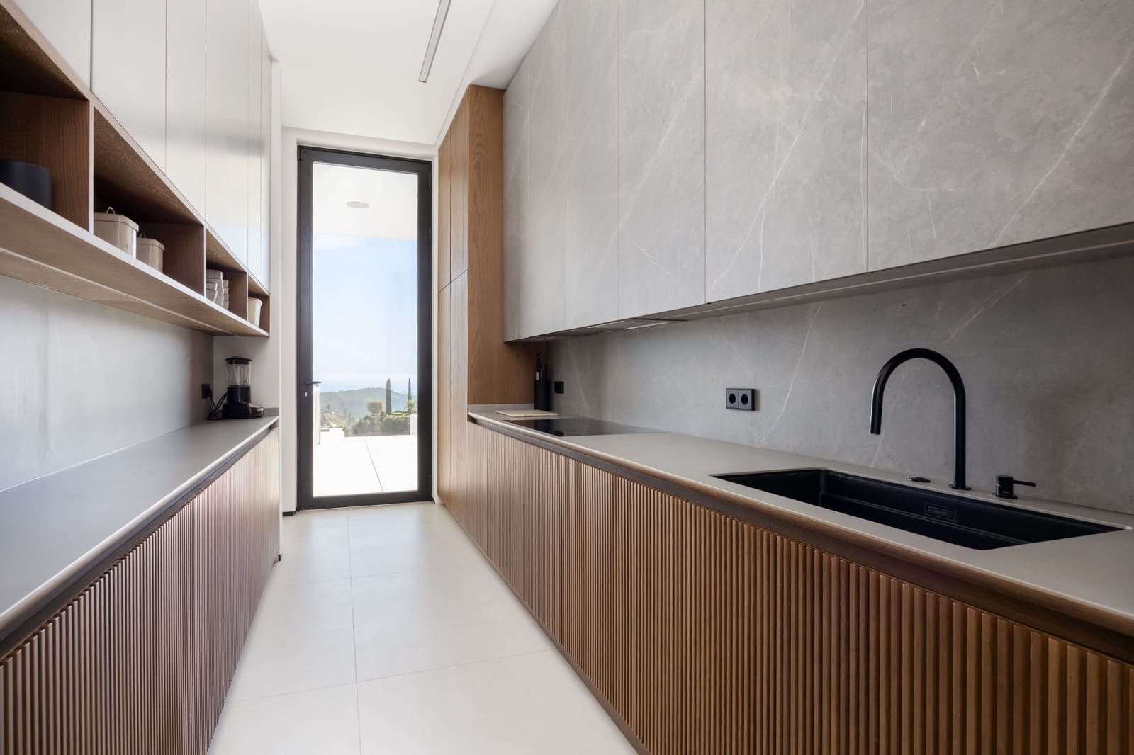 7 Zimmer Villa zu verkaufen in El Madronal mit Pool Garage - 11.500.000 € (Ref: 9777992)