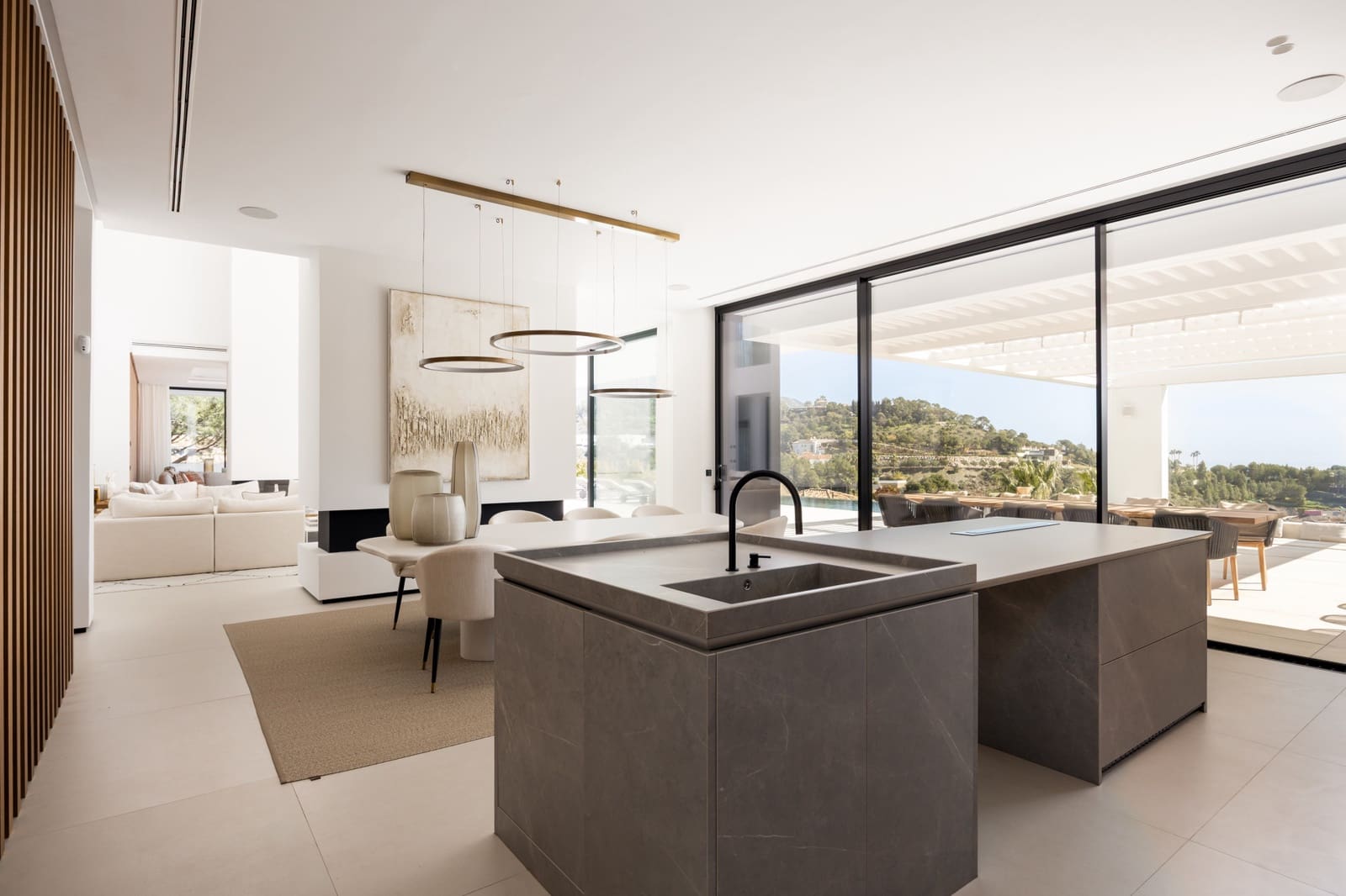 7 Zimmer Villa zu verkaufen in El Madronal mit Pool Garage - 11.500.000 € (Ref: 9777992)