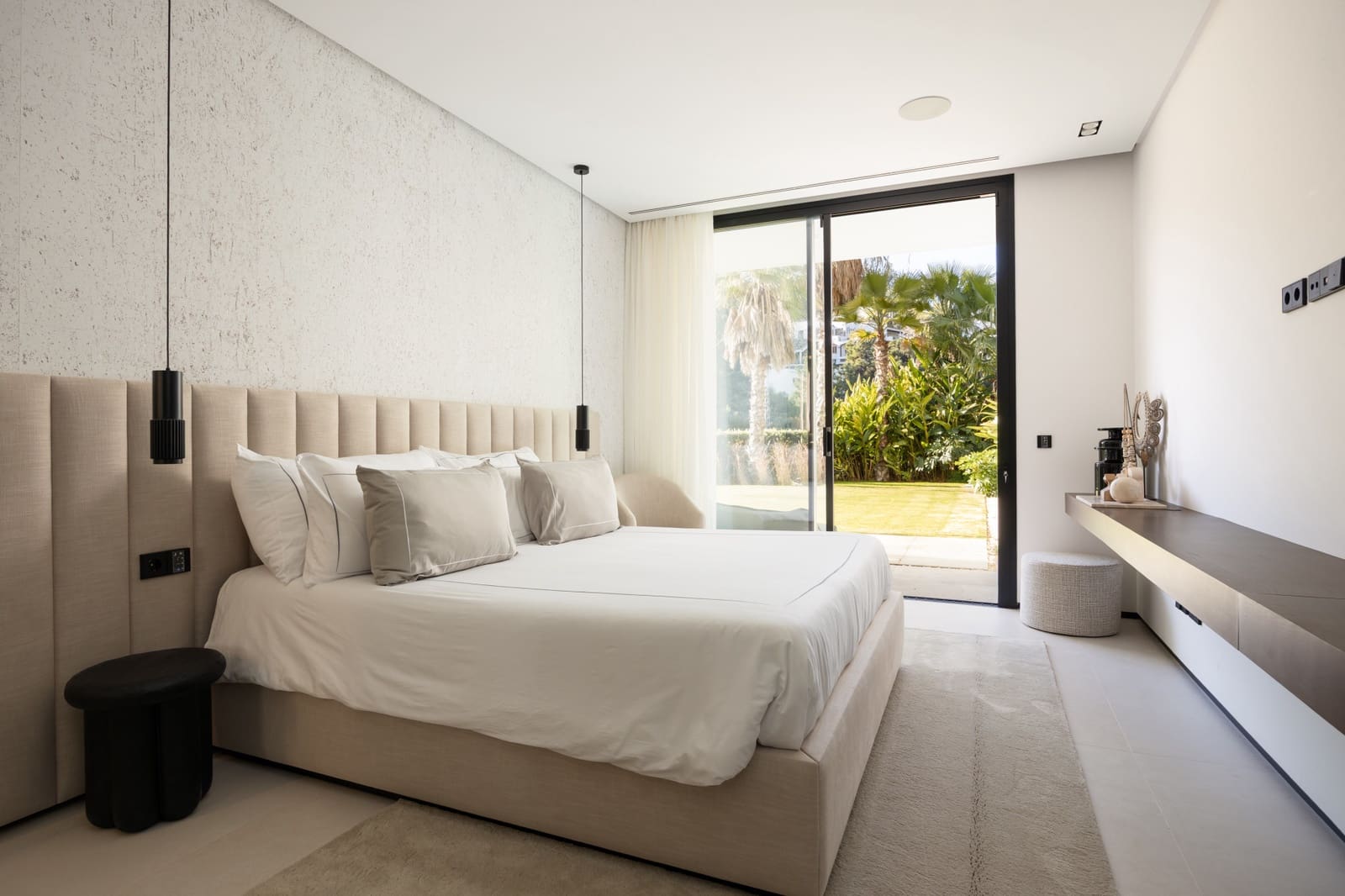 7 Zimmer Villa zu verkaufen in El Madronal mit Pool Garage - 11.500.000 € (Ref: 9777992)