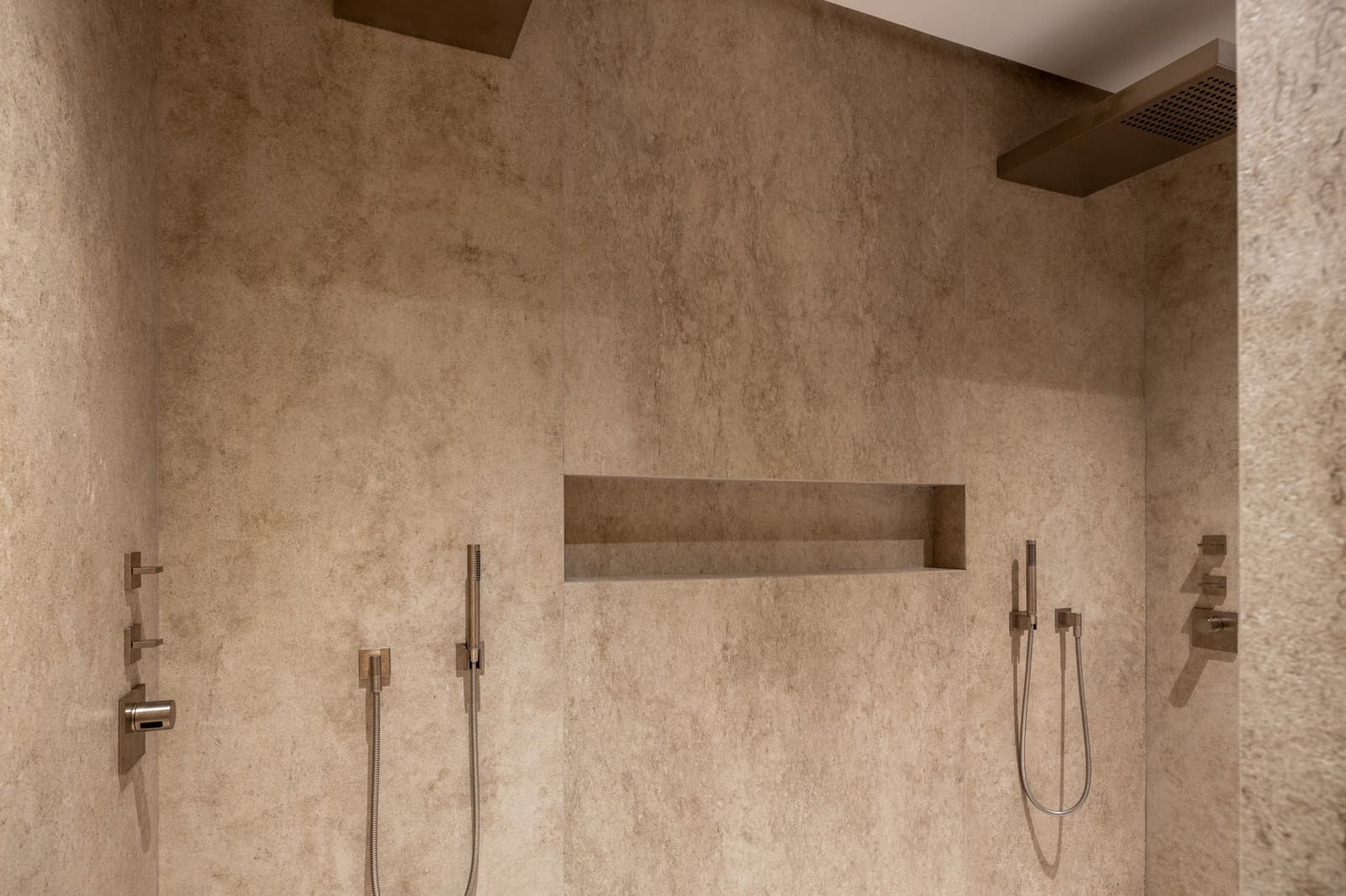 7 Zimmer Villa zu verkaufen in El Madronal mit Pool Garage - 11.500.000 € (Ref: 9777992)