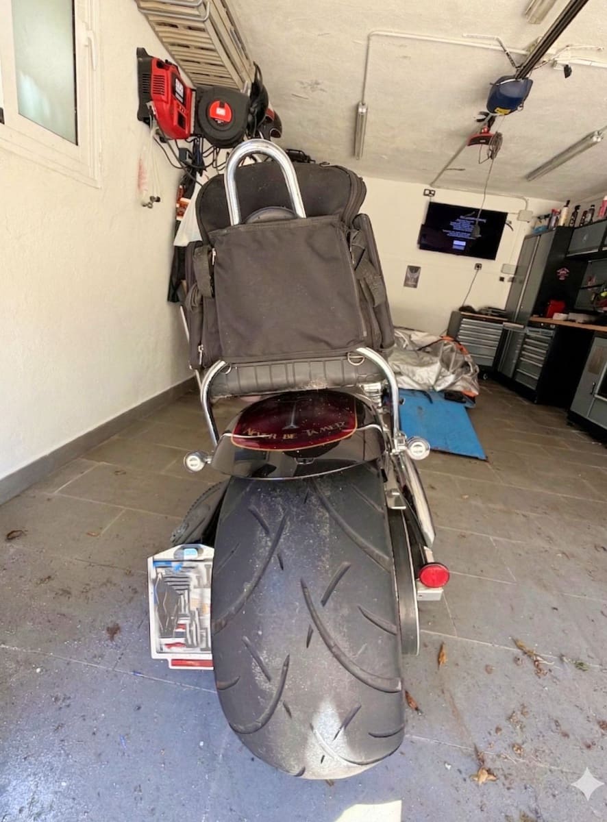 5 bedroom Villa for sale in Buenas Noches with pool garage - € 1,800,000 (Ref: 9777993)