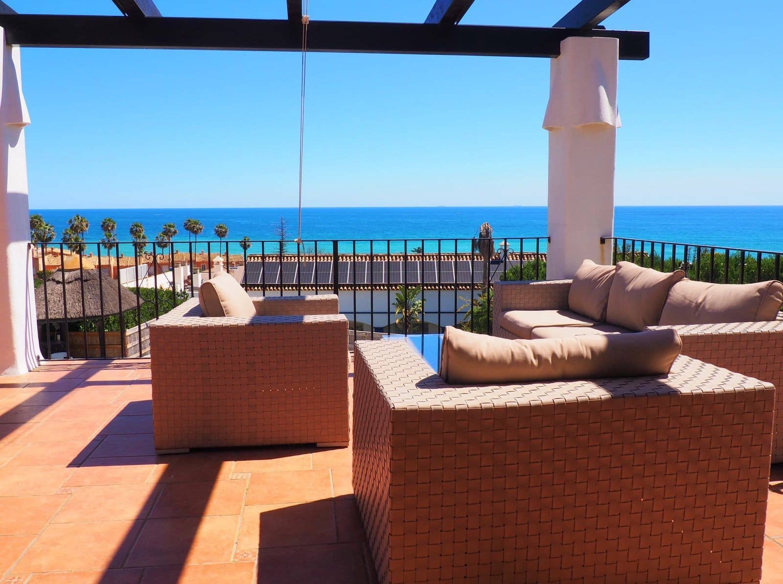 5 bedroom Villa for sale in Buenas Noches with pool garage - € 1,800,000 (Ref: 9777993)