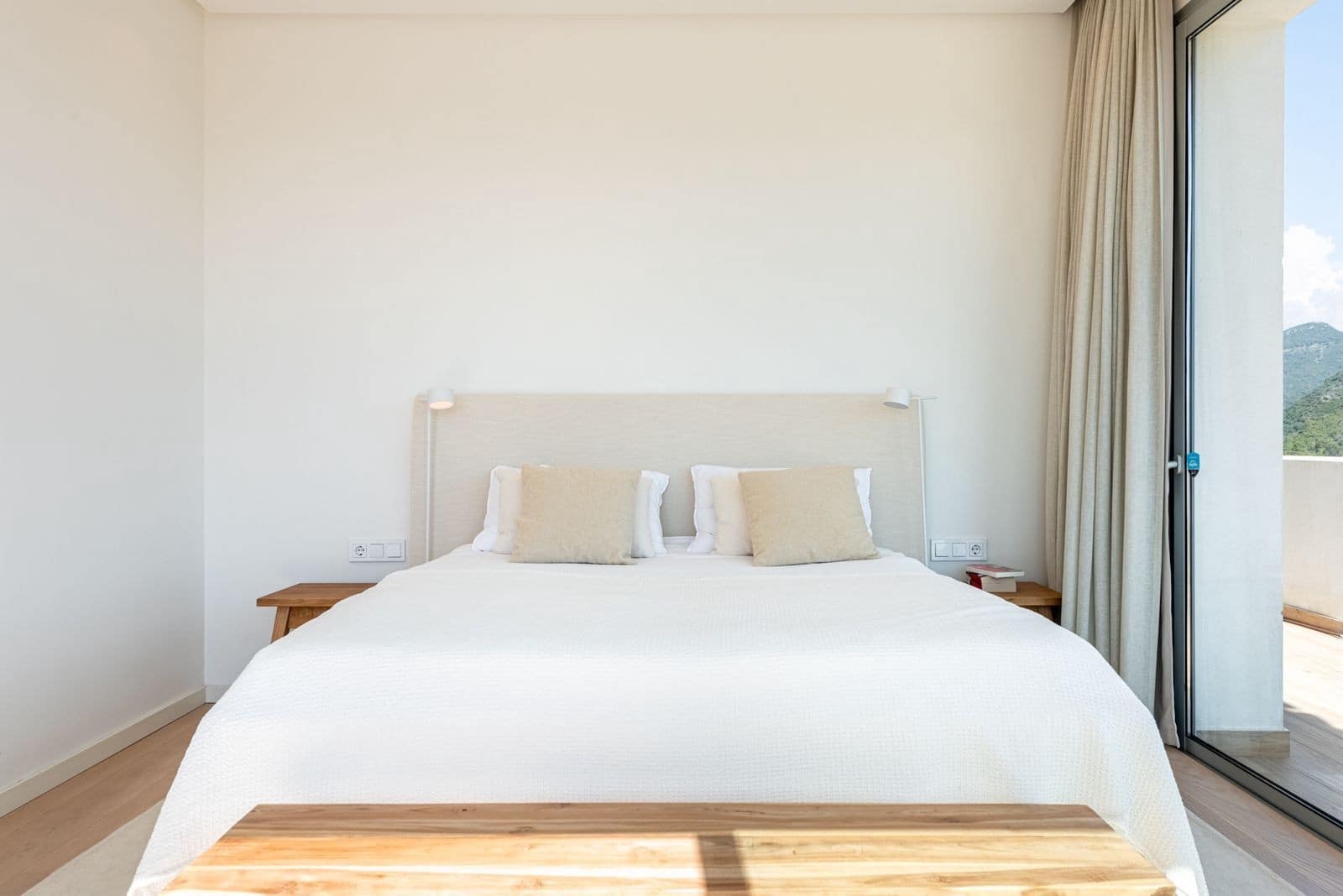 4 slaapkamer Penthouse te koop in Benahavis met zwembad garage - € 1.249.000 (Ref: 9777995)