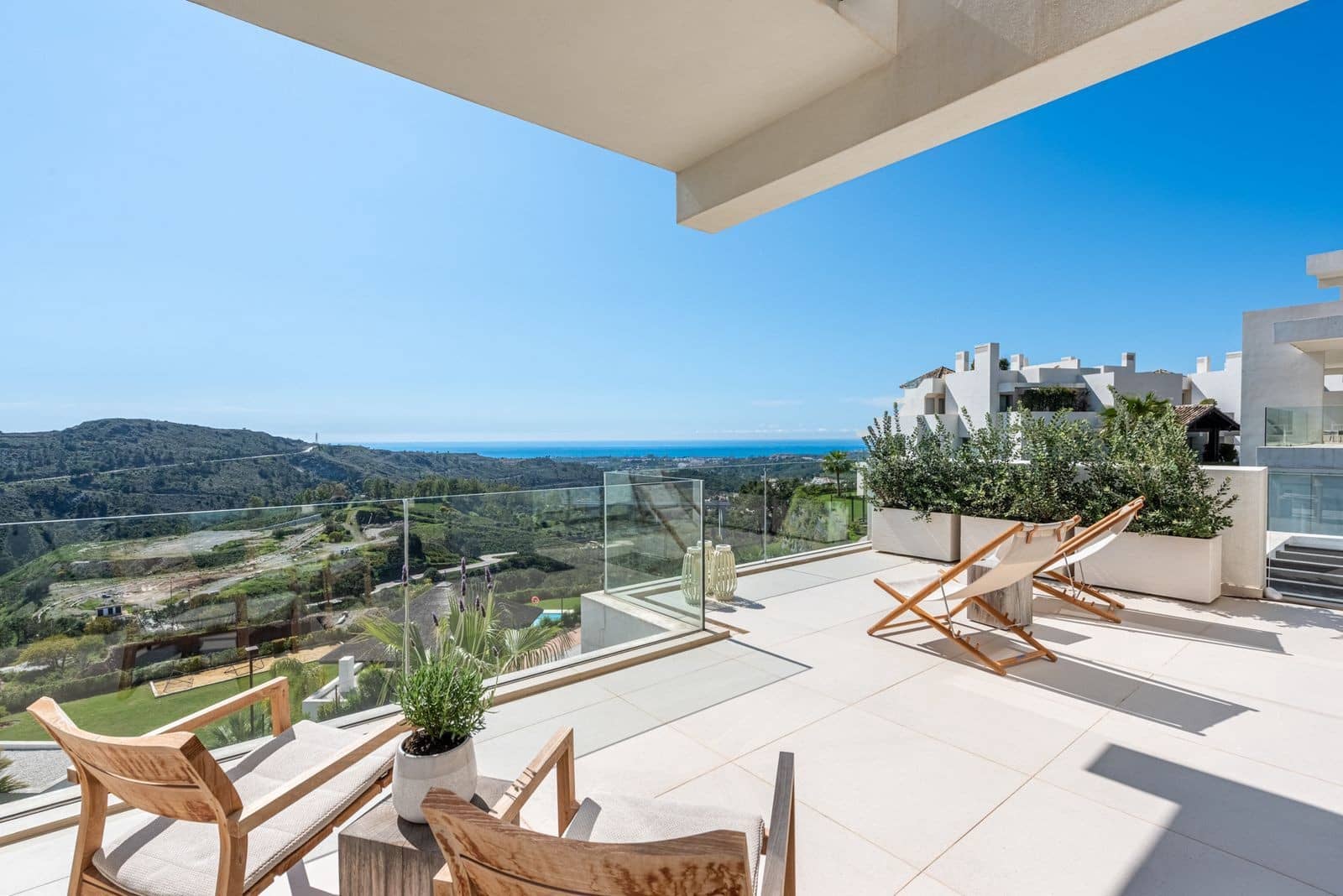 4 slaapkamer Penthouse te koop in Benahavis met zwembad garage - € 1.249.000 (Ref: 9777995)