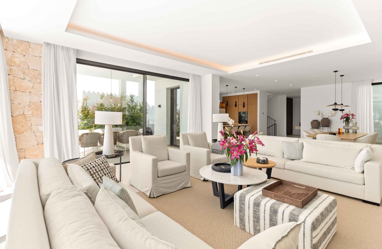 5 soverom Villa til salgs i San Pedro de Alcantara med svømmebasseng garasje - € 3 695 000 (Ref: 9780442)