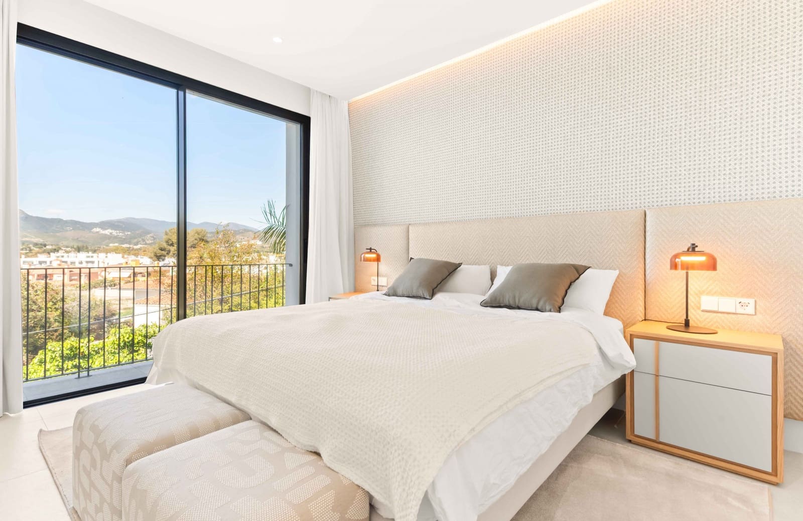 5 soverom Villa til salgs i San Pedro de Alcantara med svømmebasseng garasje - € 3 695 000 (Ref: 9780442)