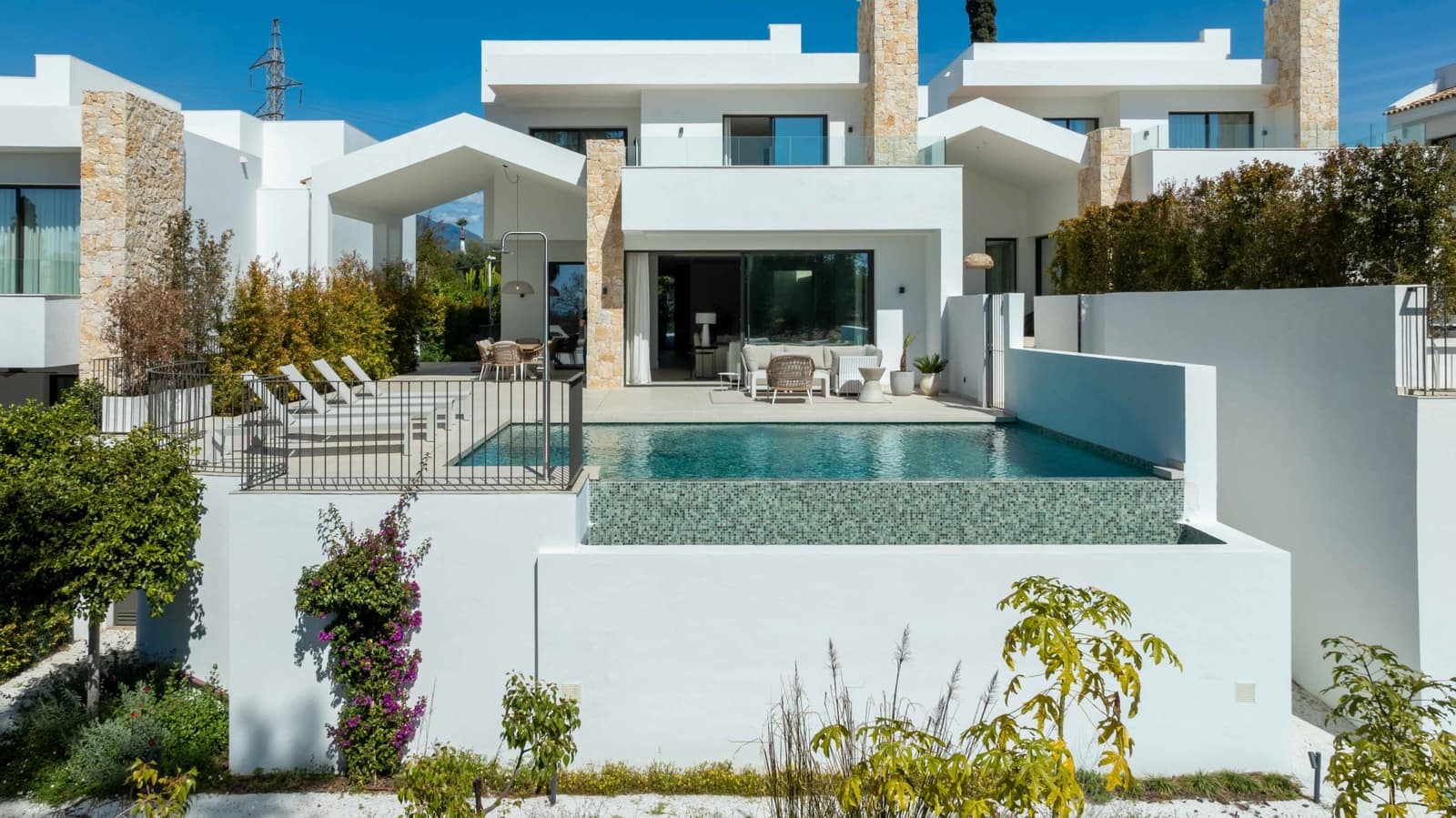 5 soveværelse Villa til salg i San Pedro de Alcantara med swimmingpool garage - € 3.695.000 (Ref: 9780442)