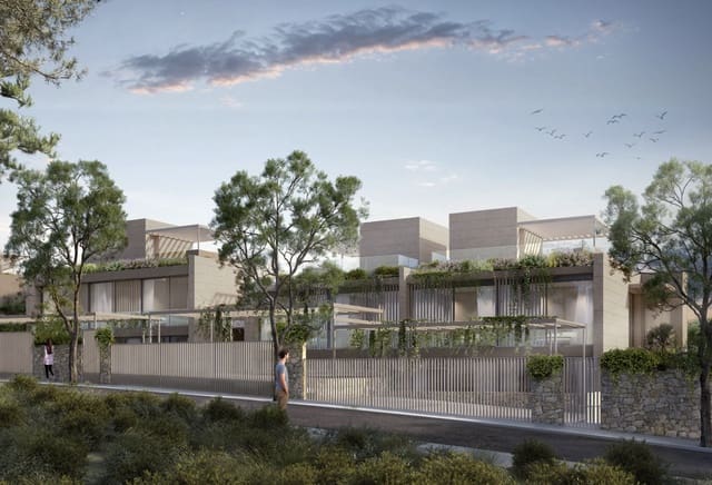 3 quarto Penthouse para venda em Marbella com piscina garagem - 1 275 000 € (Ref: 9784345)