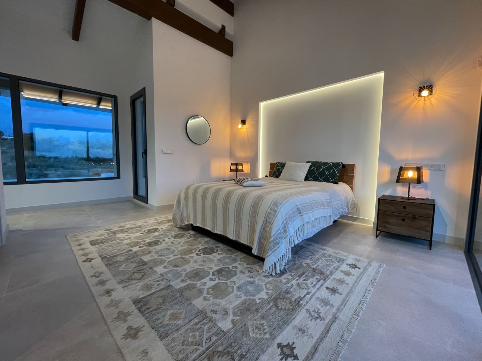 4 soveværelse Villa til salg i Mijas Costa med swimmingpool garage - € 1.650.000 (Ref: 9784347)