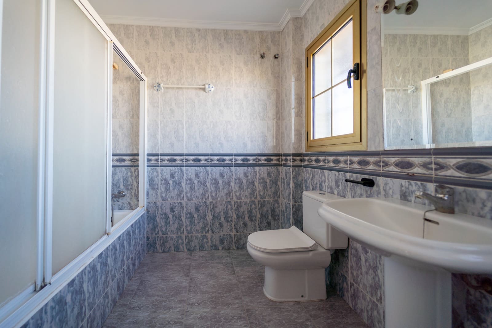 4 quarto Moradia para venda em Cerro del Aguila com piscina garagem - 895 000 € (Ref: 9784357)