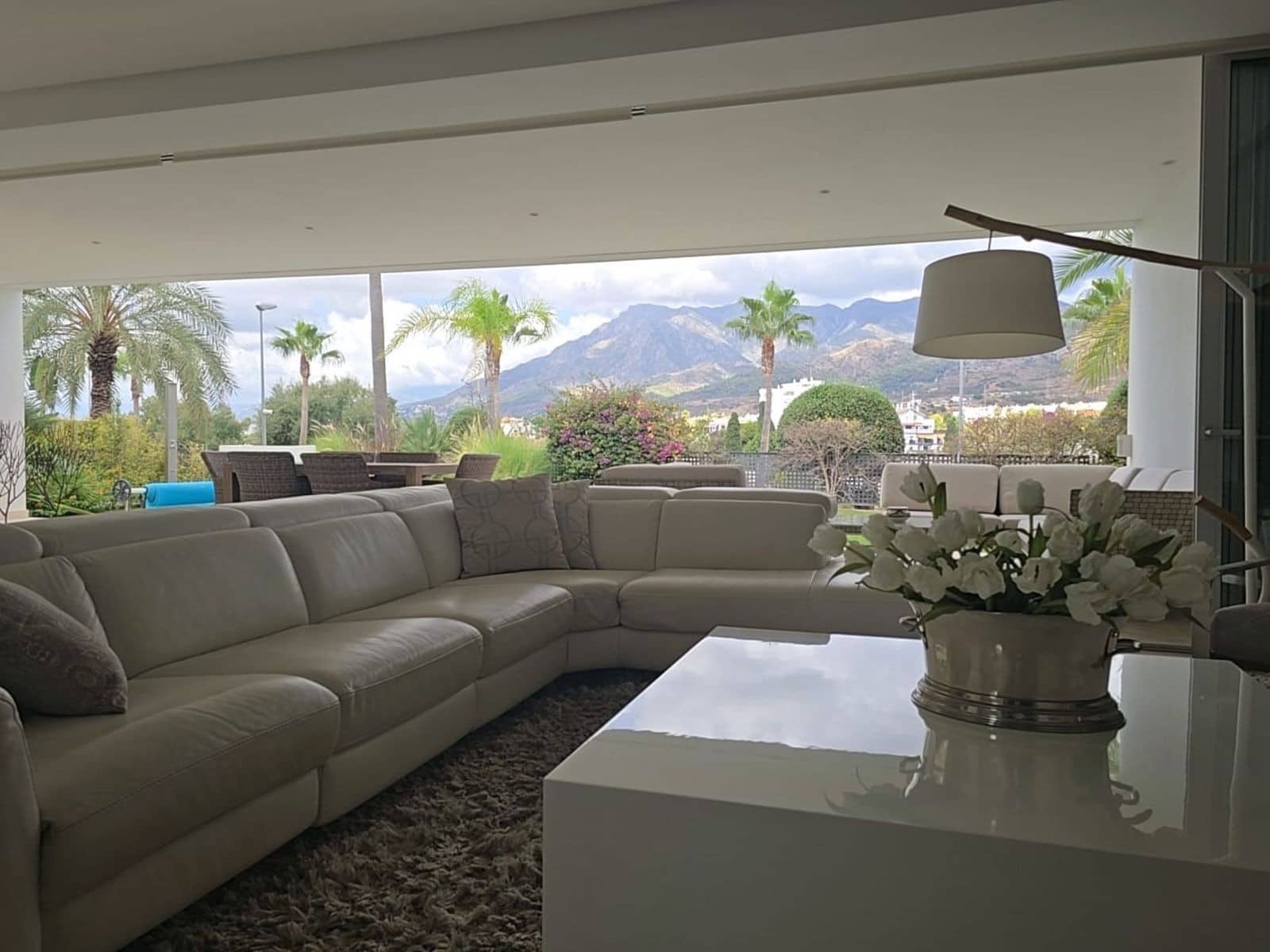 3 chambre Villa/Maison à vendre à Marbella avec piscine garage - 2 150 000 € (Ref: 9796991)