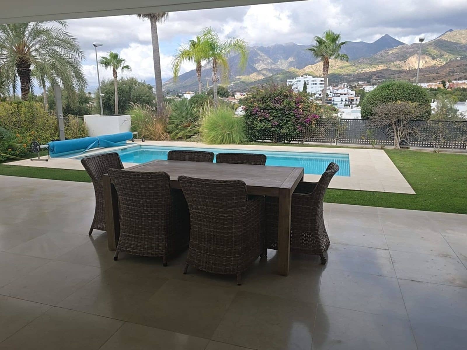 3 chambre Villa/Maison à vendre à Marbella avec piscine garage - 2 150 000 € (Ref: 9796991)