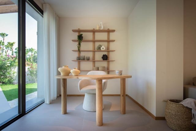 Chalet de 4 habitaciones en Guadalmina Alta, Marbella en venta con piscina garaje - 3.150.000 € (Ref: 9796992)