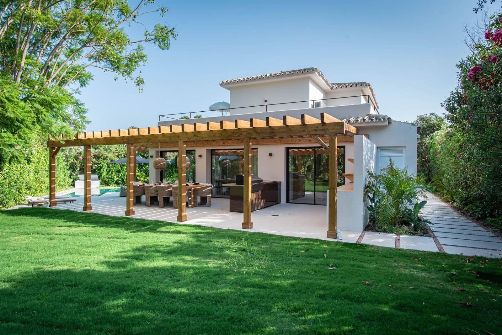4 camera da letto Villa in vendita in Guadalmina con piscina garage - 3.150.000 € (Rif: 9796992)