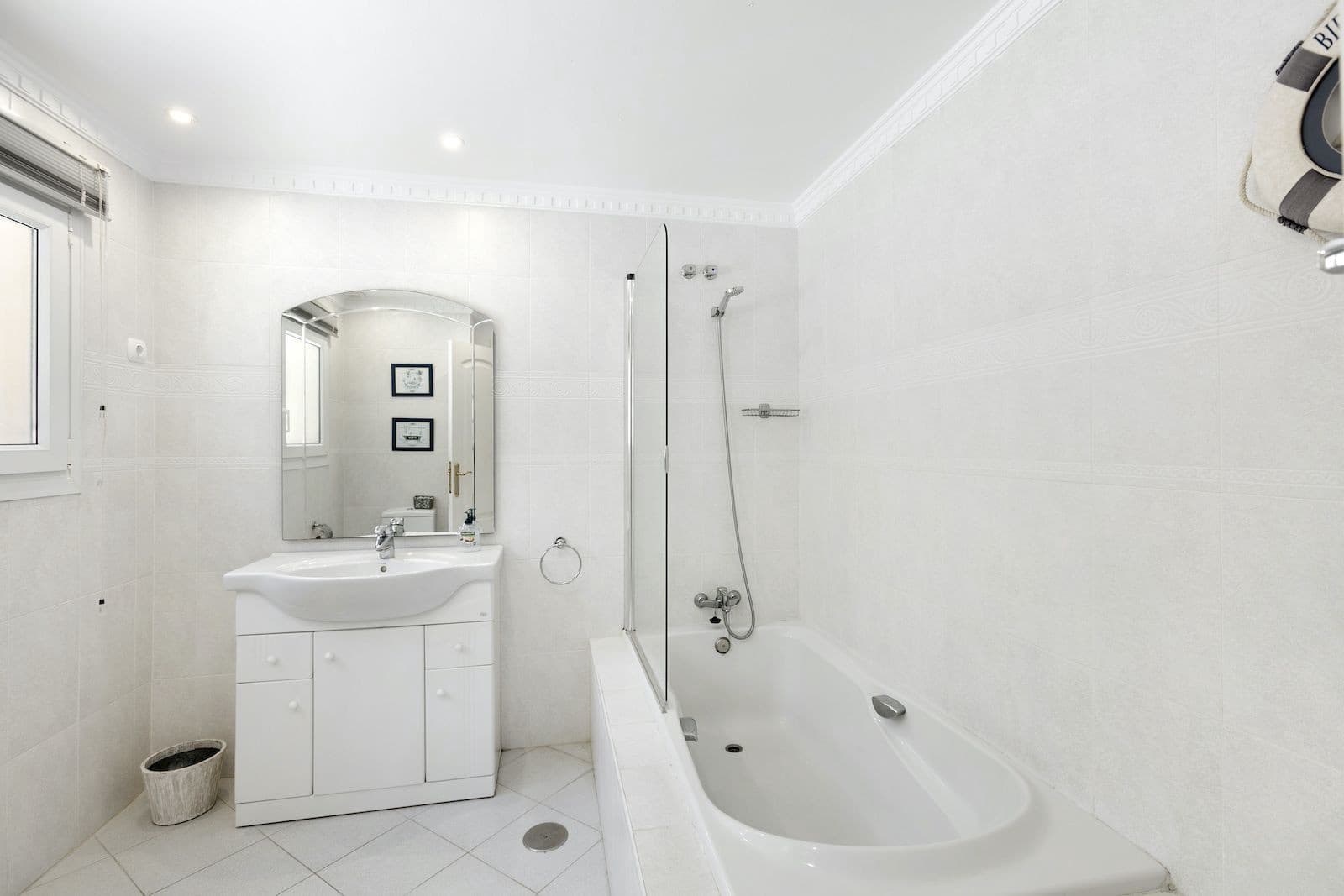 5 sypialnia Willa na sprzedaż w Marbella z basenem garażem - 5 995 000 € (Ref: 9796993)