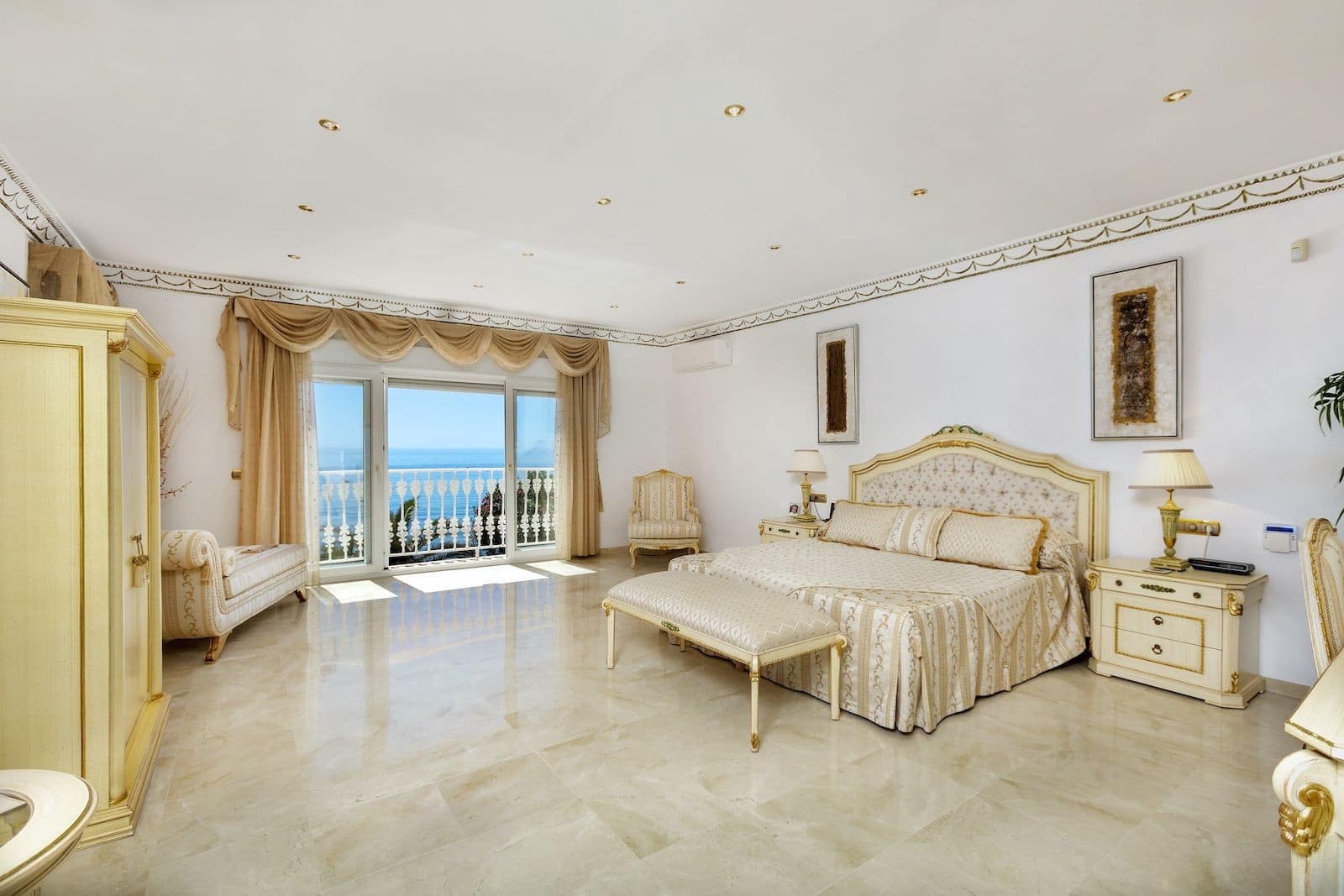 5 sypialnia Willa na sprzedaż w Marbella z basenem garażem - 5 995 000 € (Ref: 9796993)