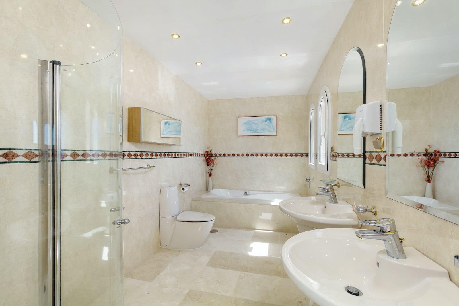 5 sypialnia Willa na sprzedaż w Marbella z basenem garażem - 5 995 000 € (Ref: 9796993)