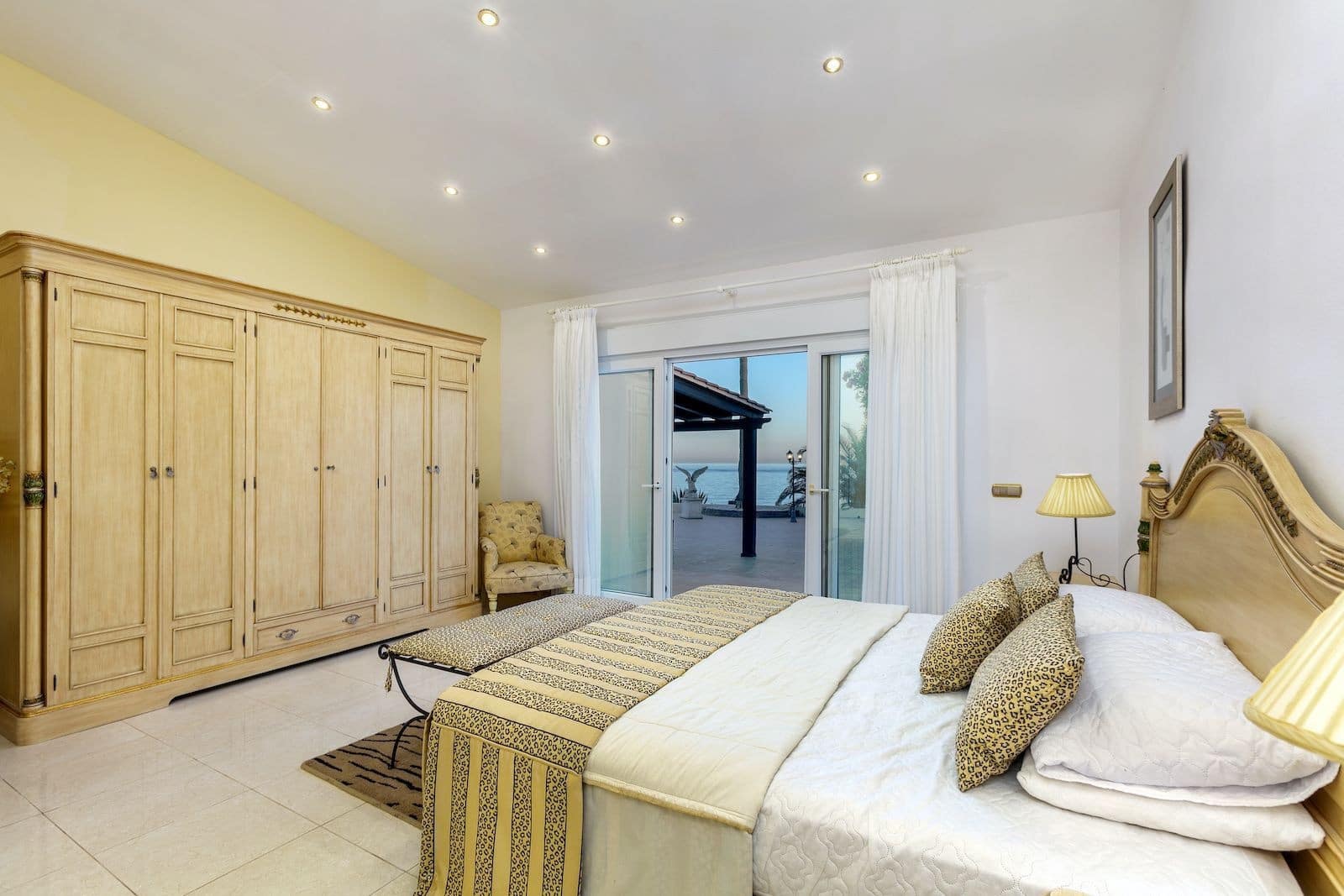 5 sypialnia Willa na sprzedaż w Marbella z basenem garażem - 5 995 000 € (Ref: 9796993)