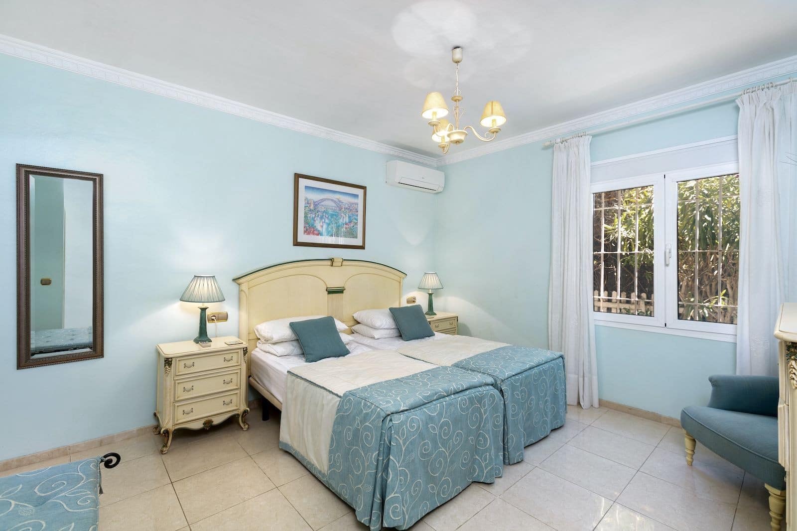 5 sypialnia Willa na sprzedaż w Marbella z basenem garażem - 5 995 000 € (Ref: 9796993)