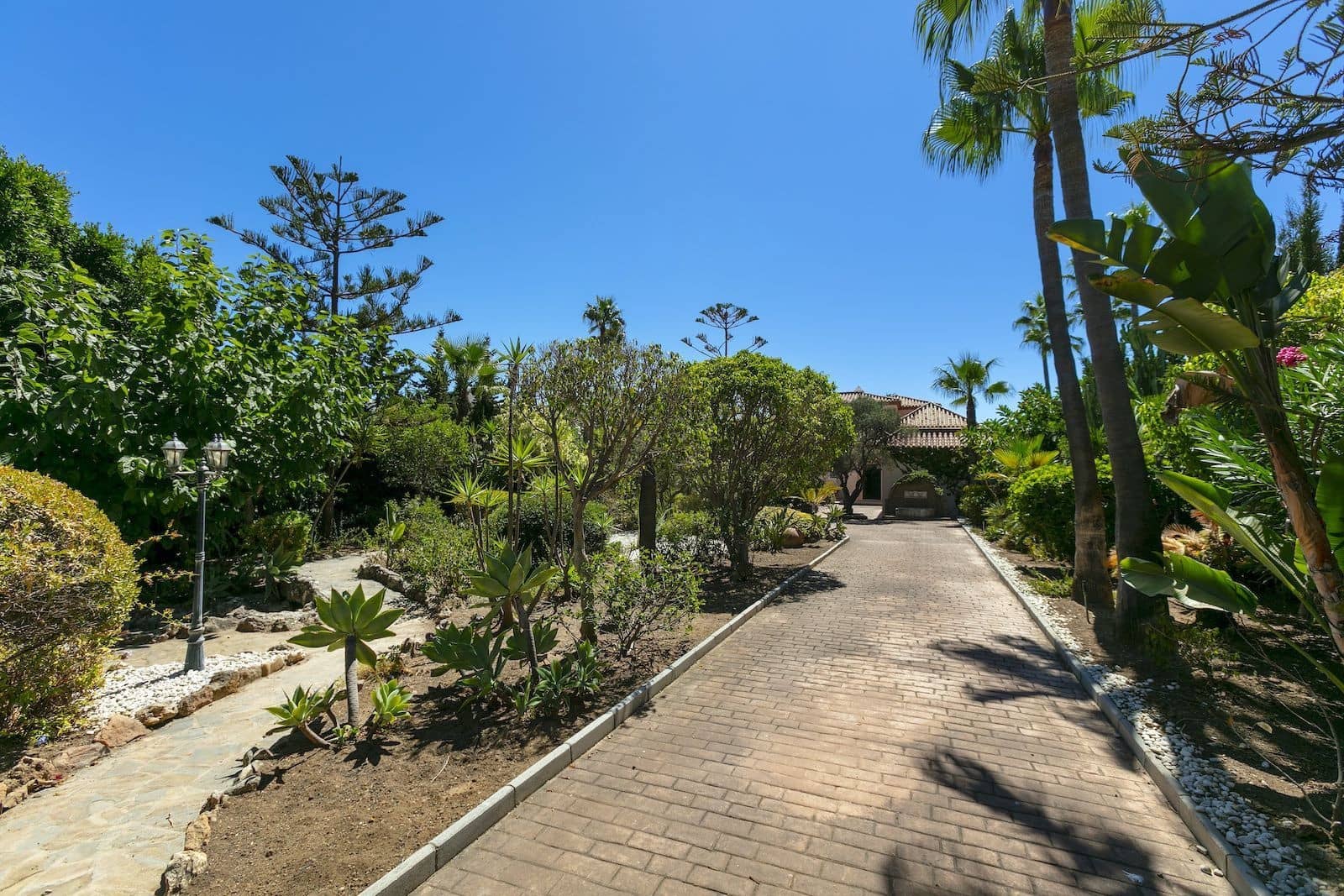 5 sypialnia Willa na sprzedaż w Marbella z basenem garażem - 5 995 000 € (Ref: 9796993)