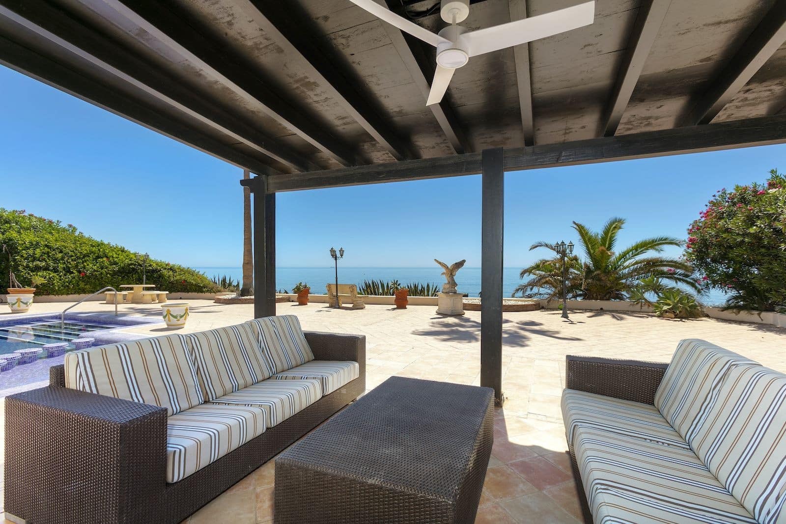 5 soveværelse Villa til salg i Marbella med swimmingpool garage - € 5.995.000 (Ref: 9796993)