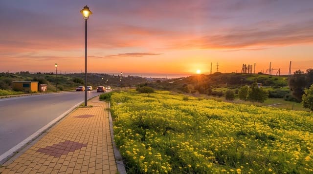 3 sypialnia Willa na sprzedaż w Estepona z basenem garażem - 1 520 000 € (Ref: 9796994)