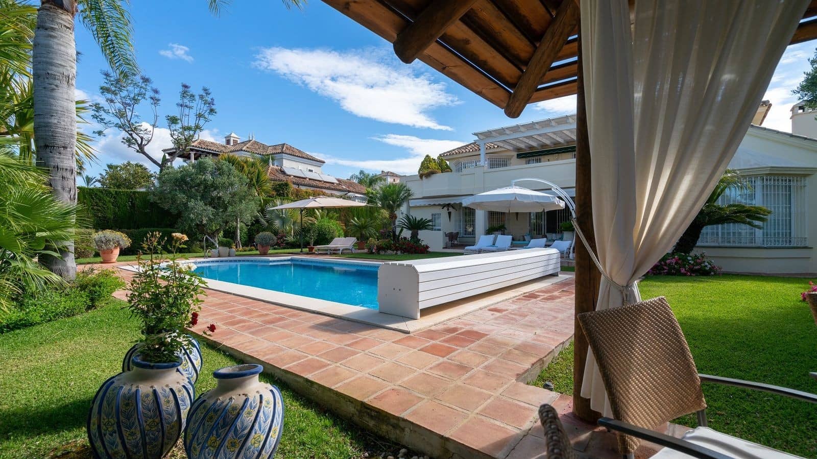 5 chambre Villa/Maison à vendre à Marbella avec piscine garage - 2 795 000 € (Ref: 9799131)