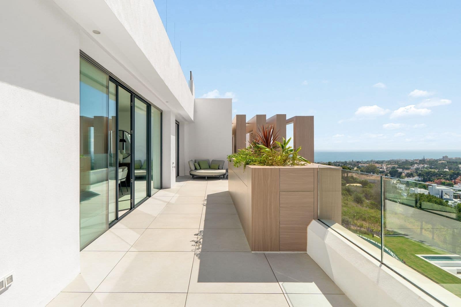 3 slaapkamer Penthouse te koop in Marbella met zwembad garage - € 1.790.000 (Ref: 9799133)