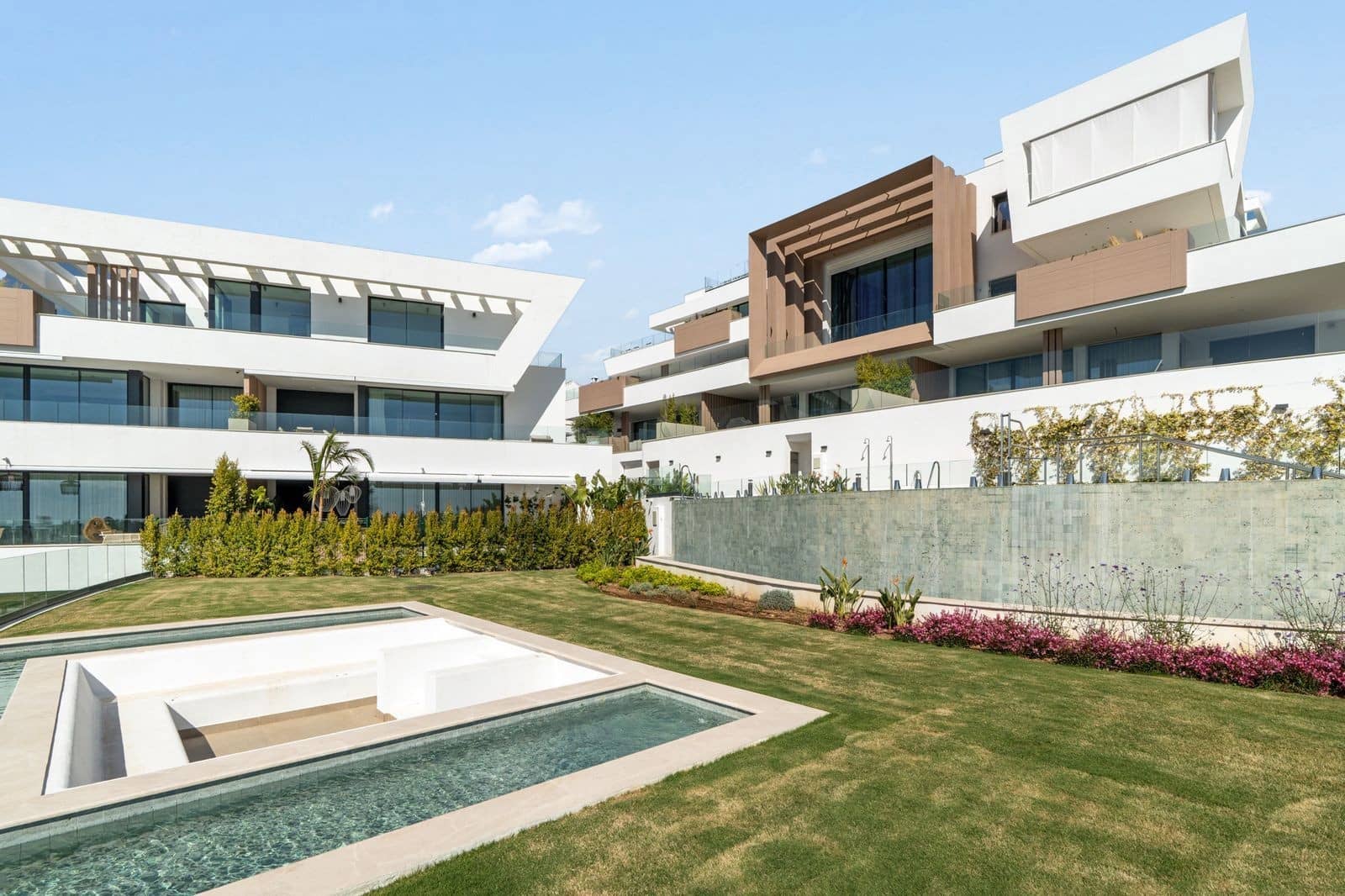 3 Zimmer Penthouse zu verkaufen in Marbella mit Pool Garage - 1.790.000 € (Ref: 9799133)