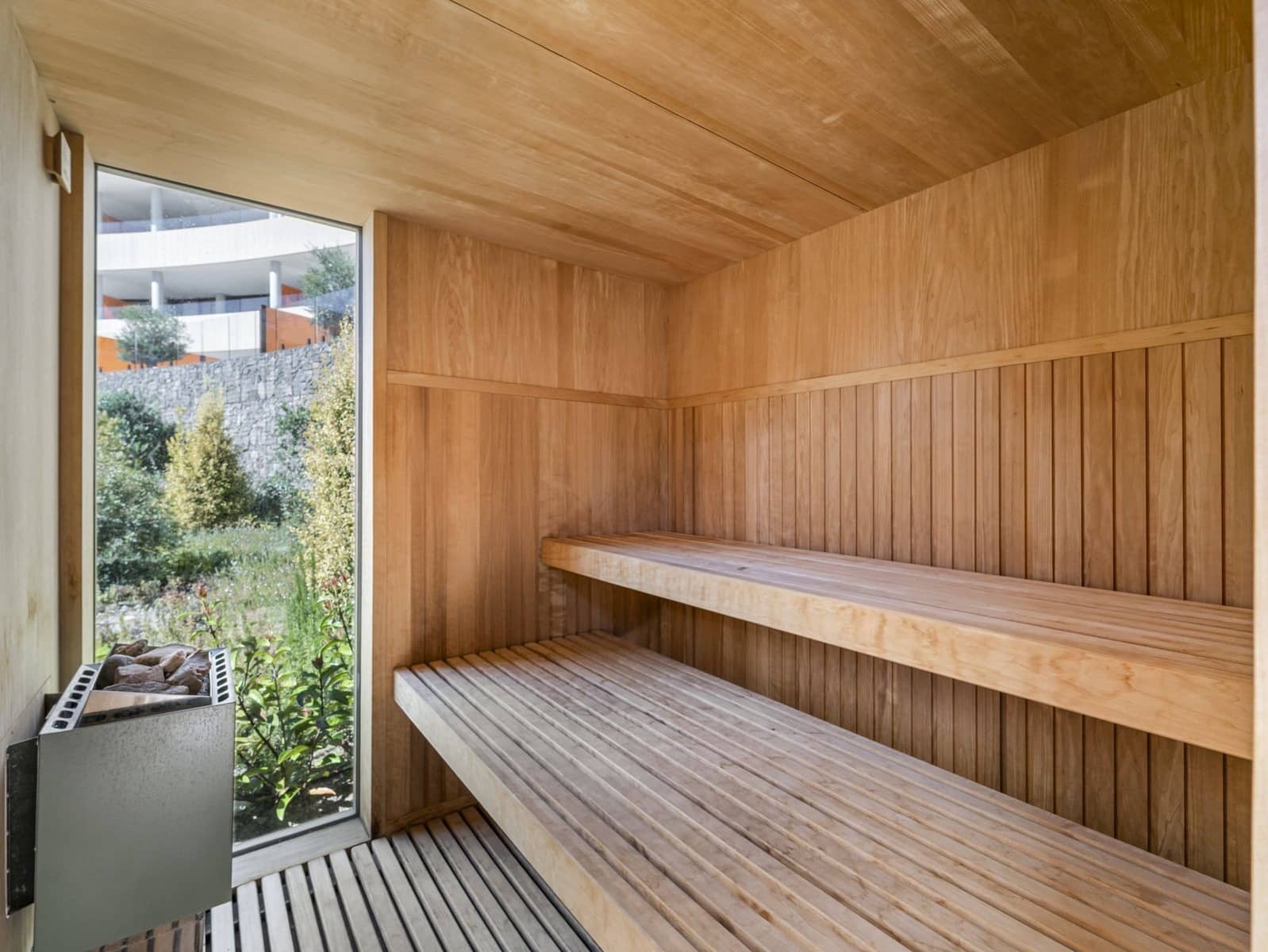 Apartamento de 2 habitaciones en Fuengirola en venta con piscina garaje - 849.000 € (Ref: 9799134)