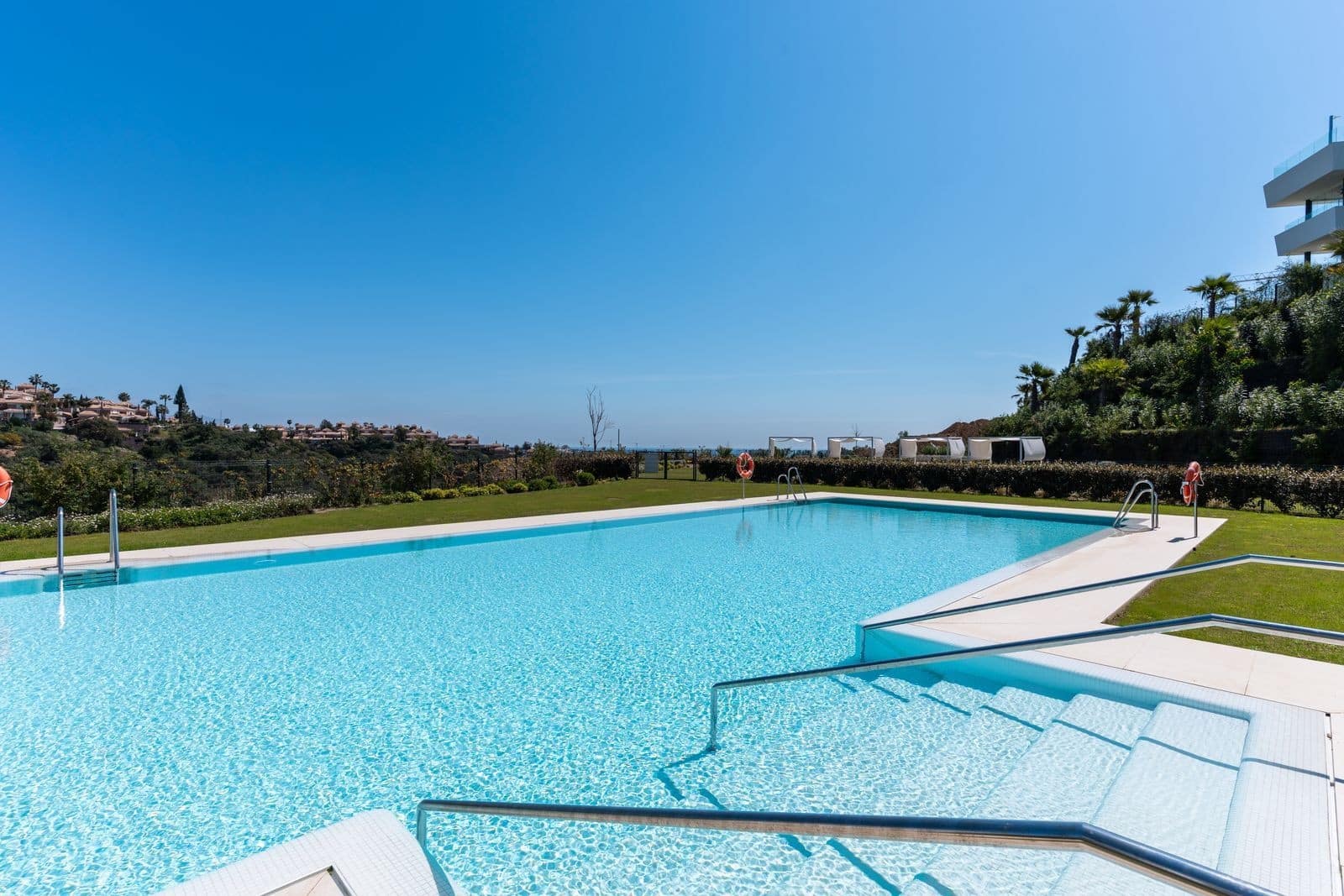 3 sovrum Lägenhet till salu i Marbella med pool garage - 1 590 000 € (Ref: 9799136)