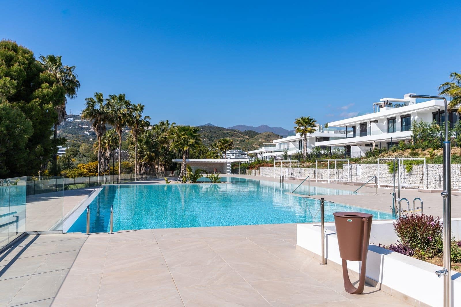 3 sovrum Lägenhet till salu i Marbella med pool garage - 1 590 000 € (Ref: 9799136)