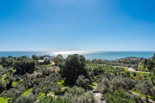 4 soverom Villa til salgs i Benalmadena Costa, Benalmádena med svømmebasseng garasje - € 1 149 000 (Ref: 9799137)