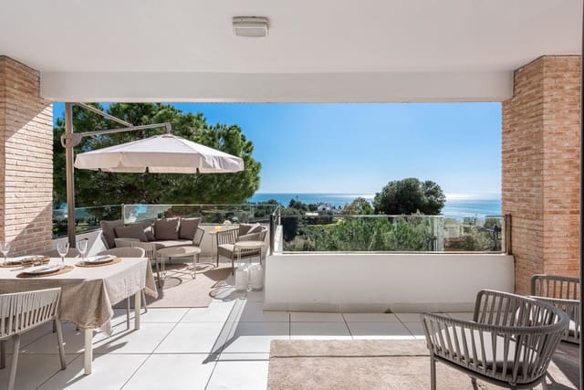 4 soverom Villa til salgs i Benalmadena Costa, Benalmádena med svømmebasseng garasje - € 1 149 000 (Ref: 9799137)