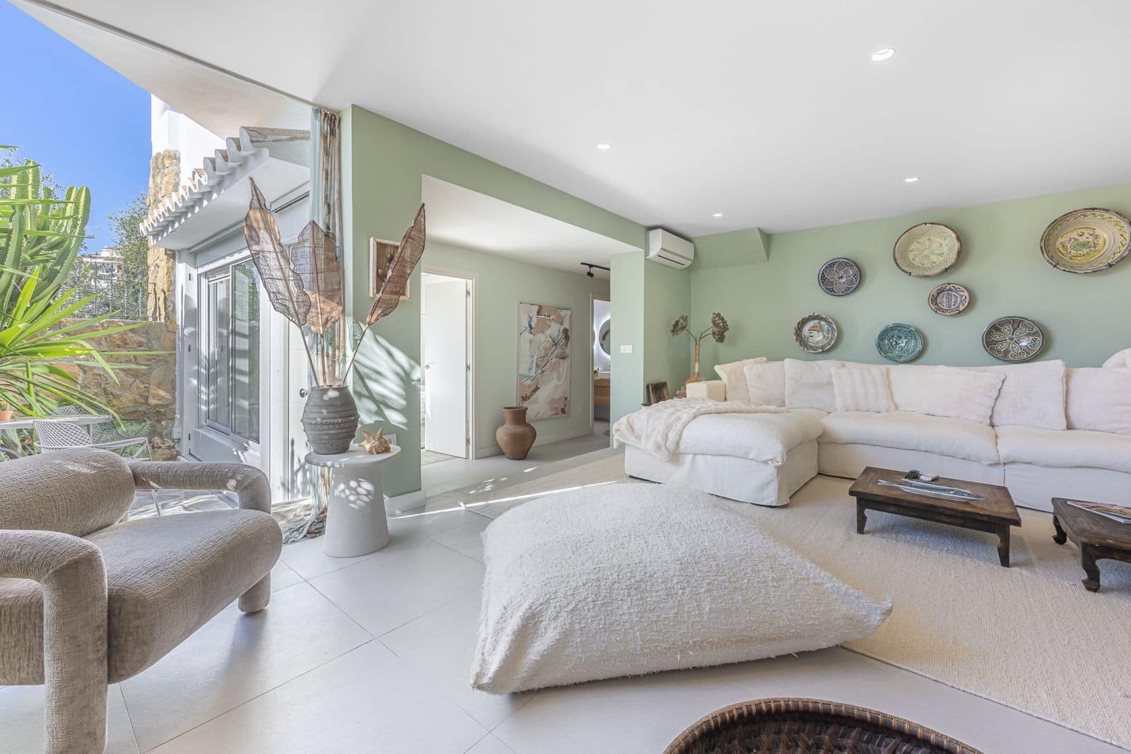 4 sypialnia Dom na sprzedaż w Marbella z basenem garażem - 2 195 000 € (Ref: 9799139)