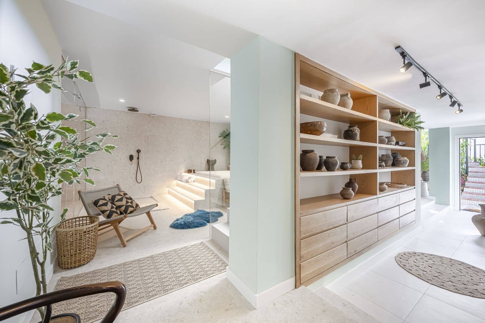 4 sypialnia Dom na sprzedaż w Marbella z basenem garażem - 2 195 000 € (Ref: 9799139)