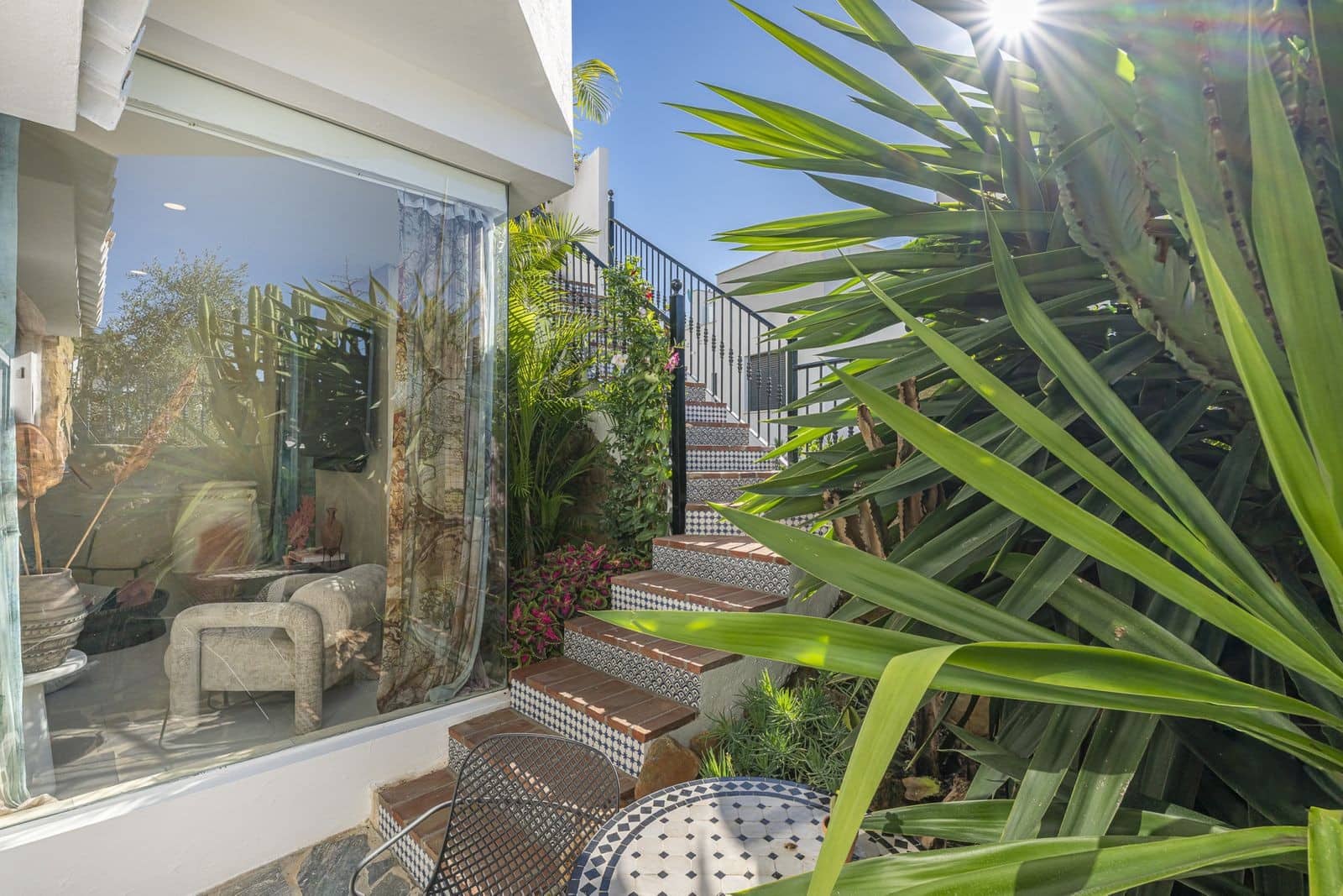 4 sypialnia Dom na sprzedaż w Marbella z basenem garażem - 2 195 000 € (Ref: 9799139)