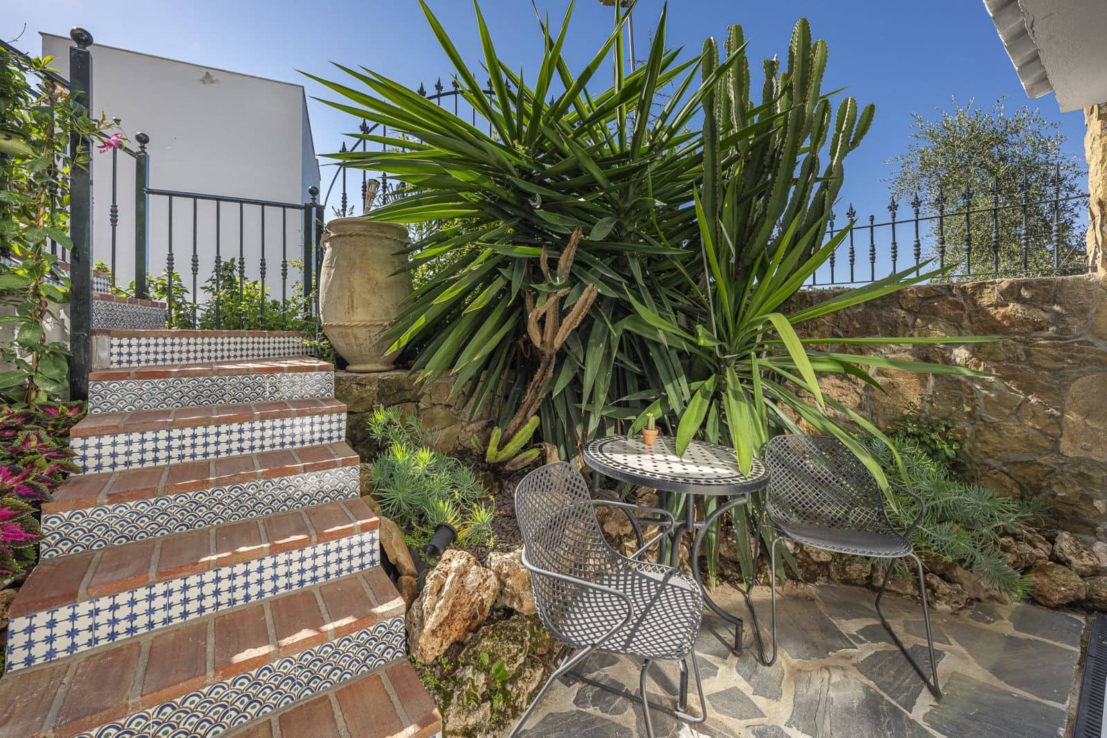 4 sypialnia Dom na sprzedaż w Marbella z basenem garażem - 2 195 000 € (Ref: 9799139)