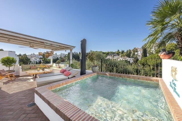 4 sypialnia Dom na sprzedaż w Marbella z basenem garażem - 2 195 000 € (Ref: 9799139)