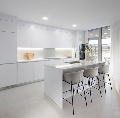 3 quarto Penthouse para venda em Marbella com piscina garagem - 1 395 000 € (Ref: 9800598)