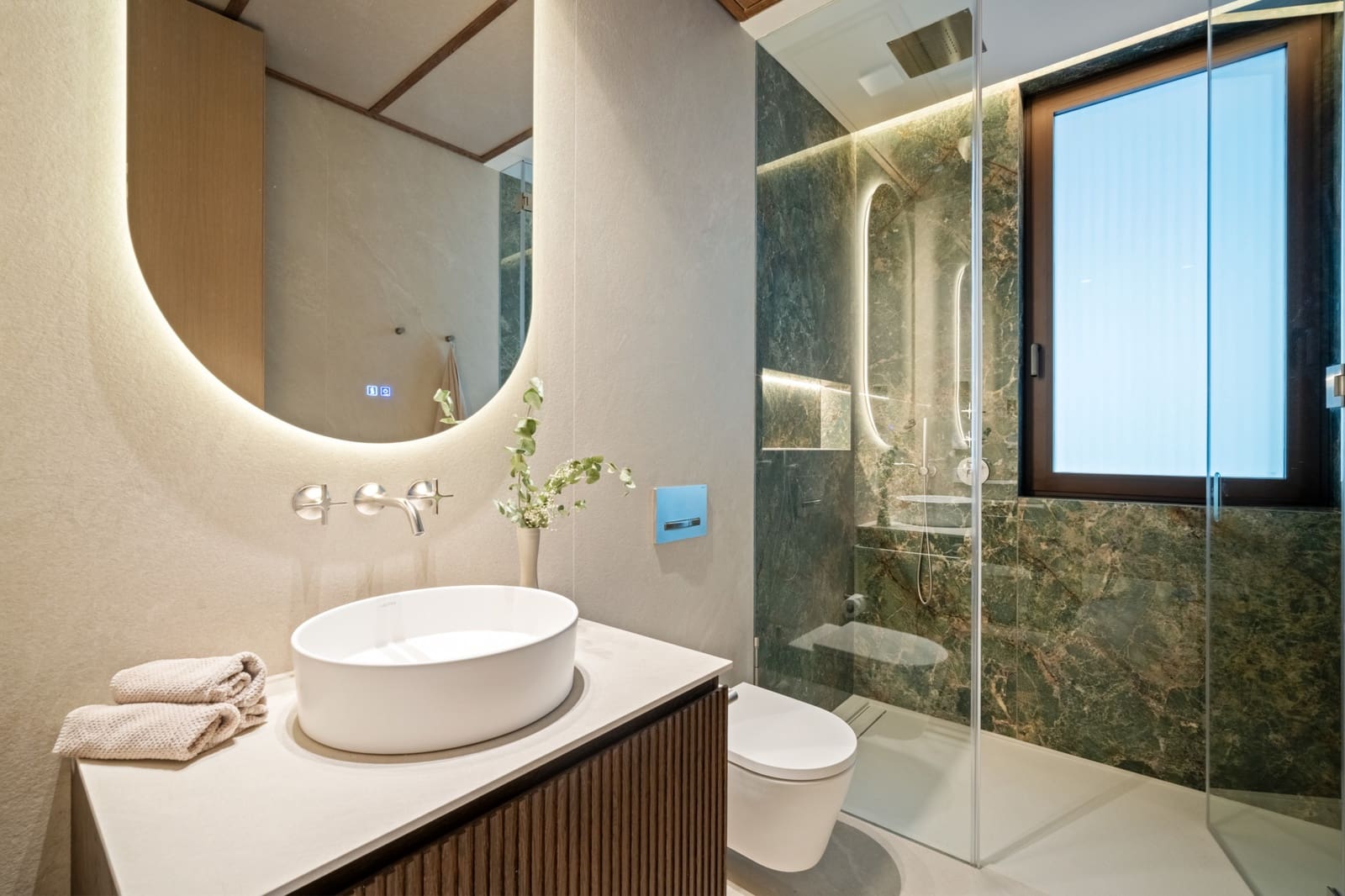 Chalet de 5 habitaciones en Benahavís en venta con piscina garaje - 7.395.000 € (Ref: 9800600)