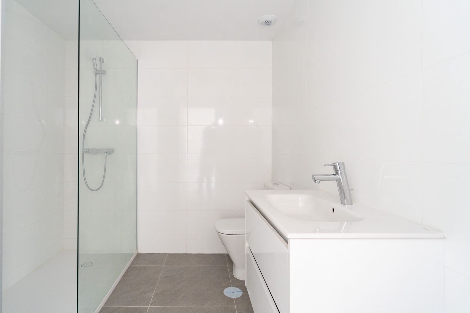 2 soveværelse Lejlighed til salg i Mijas Costa med swimmingpool garage - € 479.000 (Ref: 9800601)