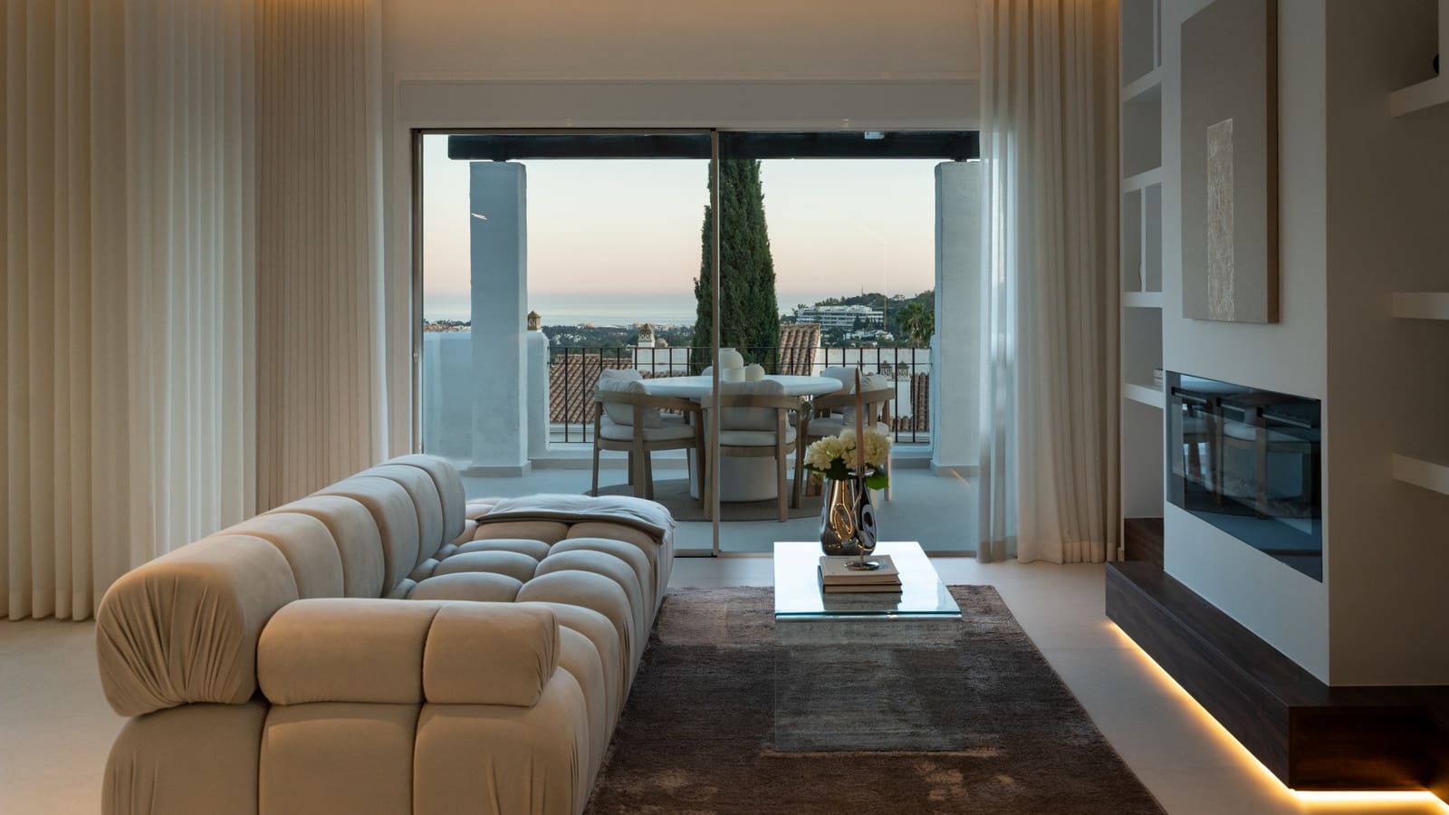 Ático de 3 habitaciones en Nueva Andalucia en venta con piscina garaje - 1.695.000 € (Ref: 9804211)