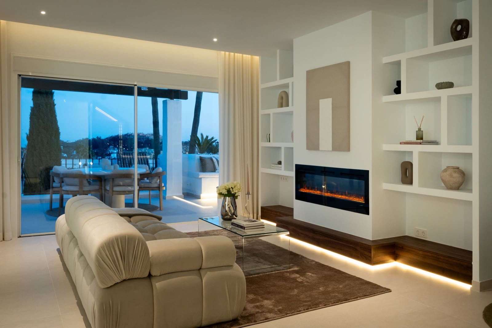 3 slaapkamer Penthouse te koop in Nueva Andalucia met zwembad garage - € 1.695.000 (Ref: 9804211)