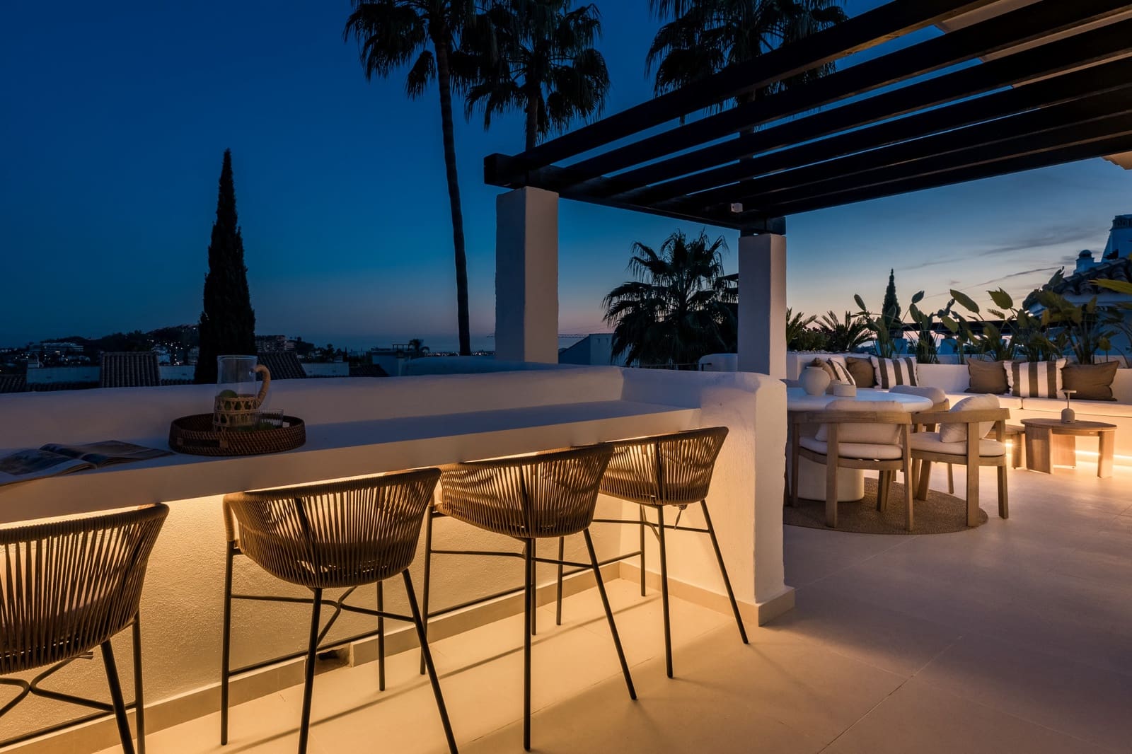 3 slaapkamer Penthouse te koop in Nueva Andalucia met zwembad garage - € 1.695.000 (Ref: 9804211)