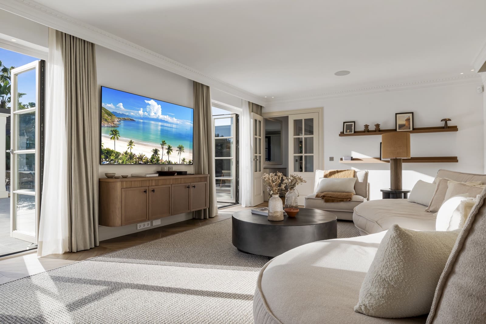 5 soveværelse Villa til salg i Nueva Andalucia med swimmingpool garage - € 11.750.000 (Ref: 9806384)