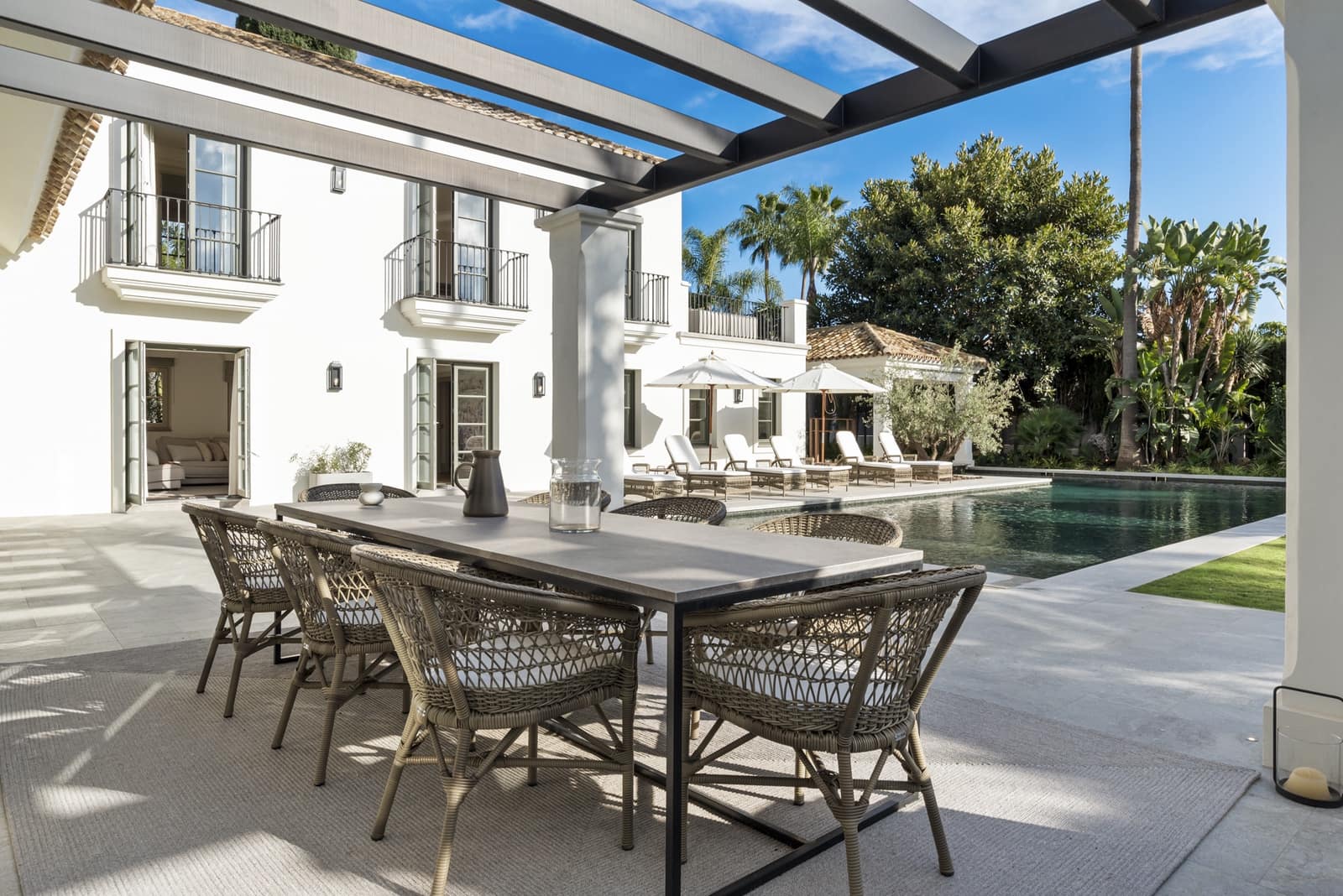 5 soveværelse Villa til salg i Nueva Andalucia med swimmingpool garage - € 11.750.000 (Ref: 9806384)